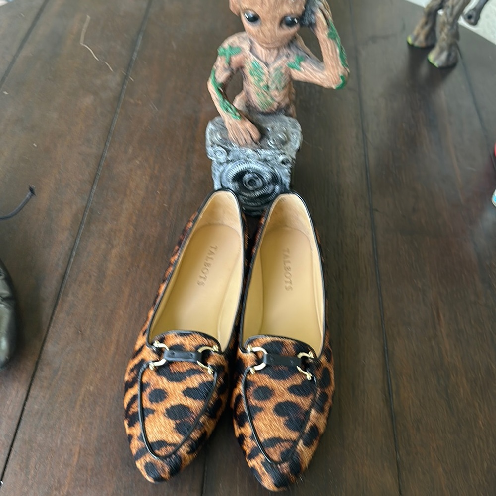 Talbots flat leather shoes